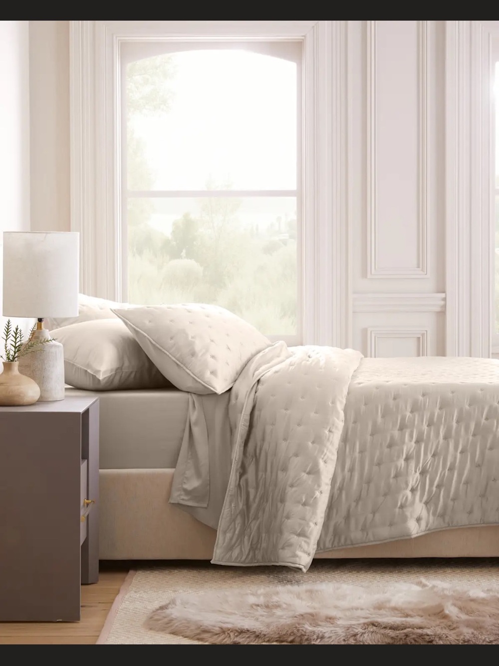 Quince Organic Minimalist Bamboo Dream Quilt in Sand - Full/Queen